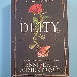 Deity by Jennifer L. Armentrout - Black and Red Cover